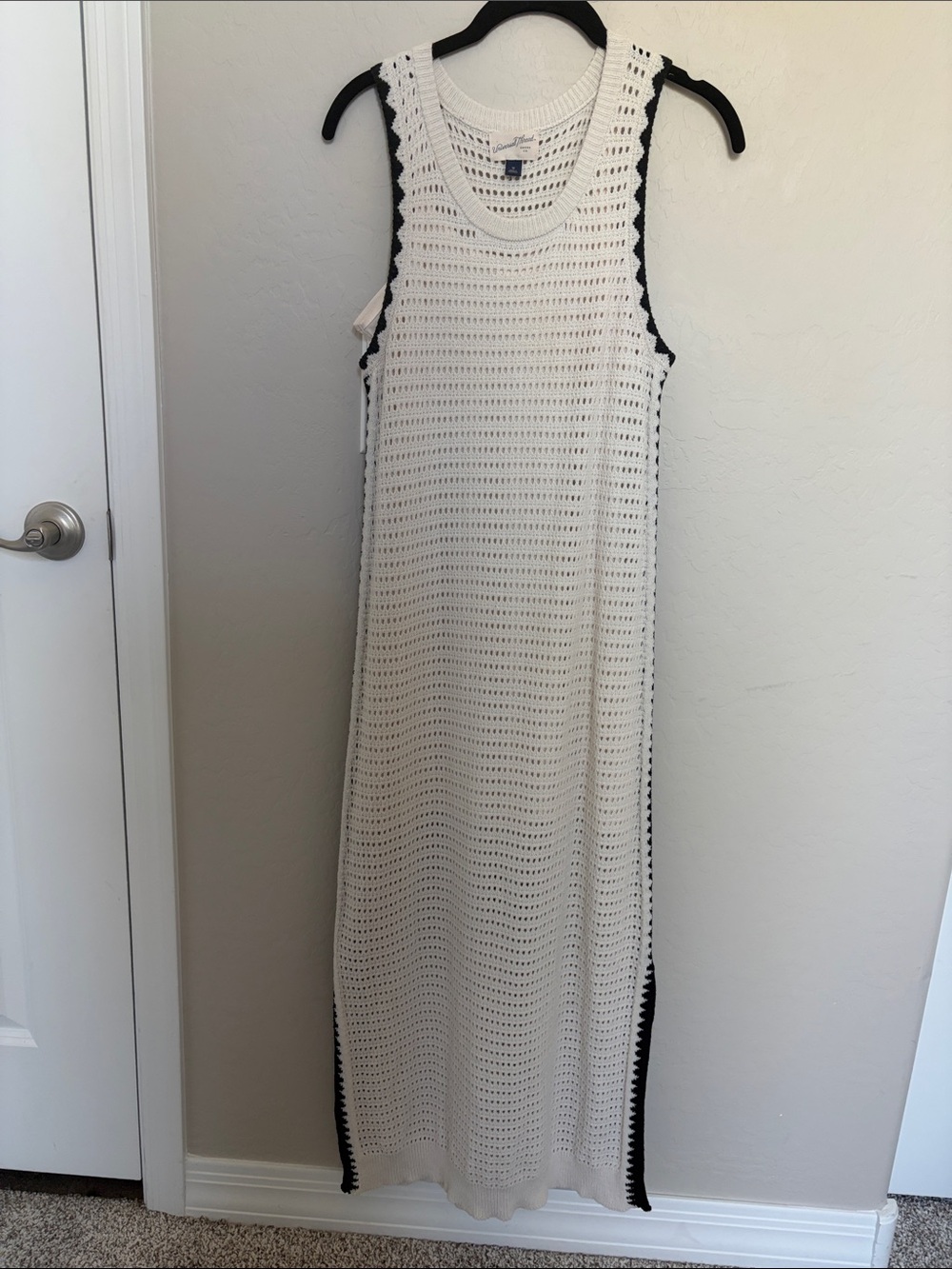Universal Thread White Crochet Maxi Dress with Black Trim